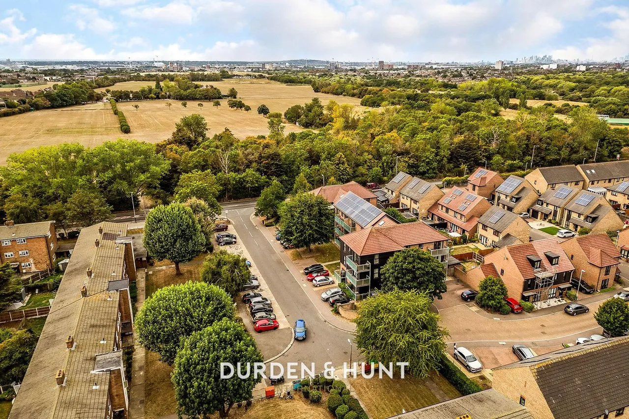 Dunningford Close, Hornchurch, RM12, photo 19