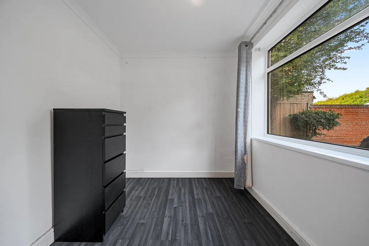 Frenchaye, Addlestone, KT15, photo 11