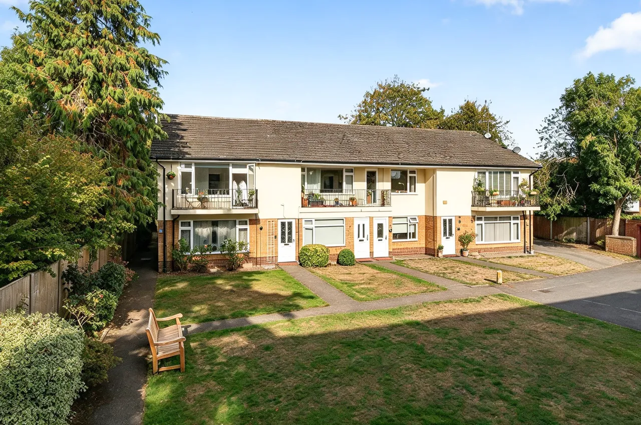 Frenchaye, Addlestone, KT15, photo 20