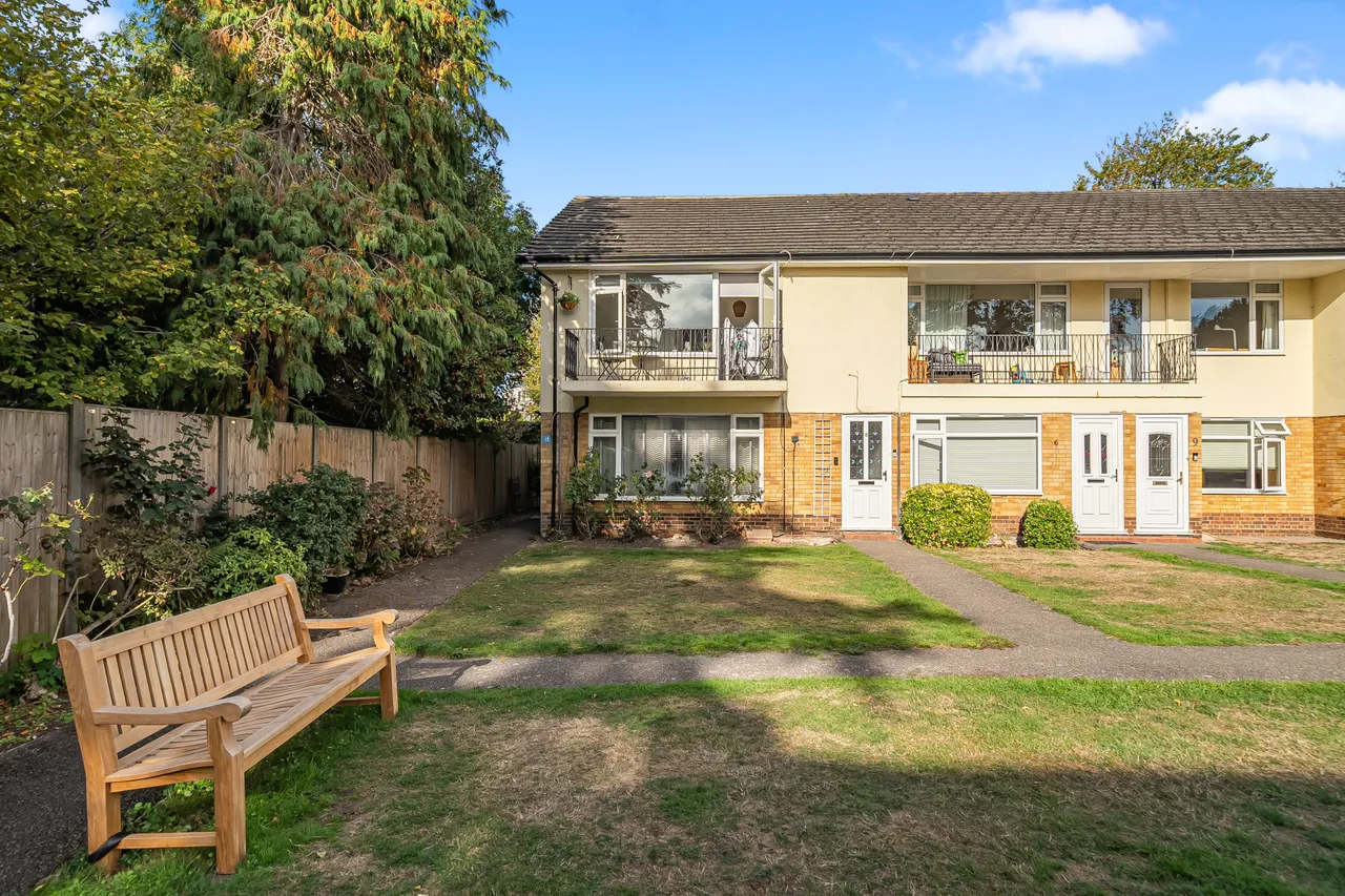 Frenchaye, Addlestone, KT15, photo 16