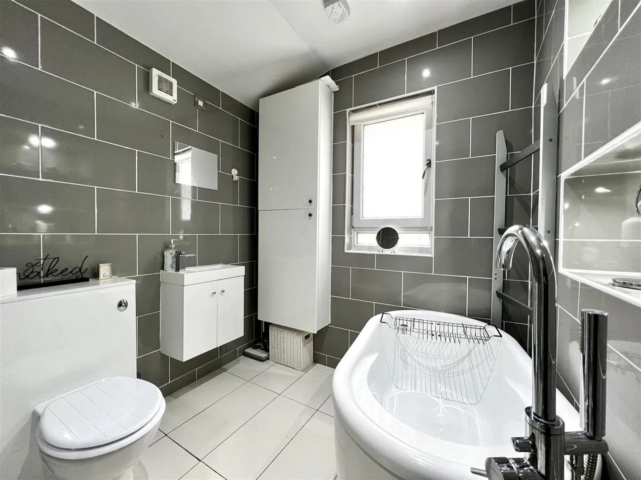 Sandy Road, Carluke, Carluke, ML8 5DY, photo 8