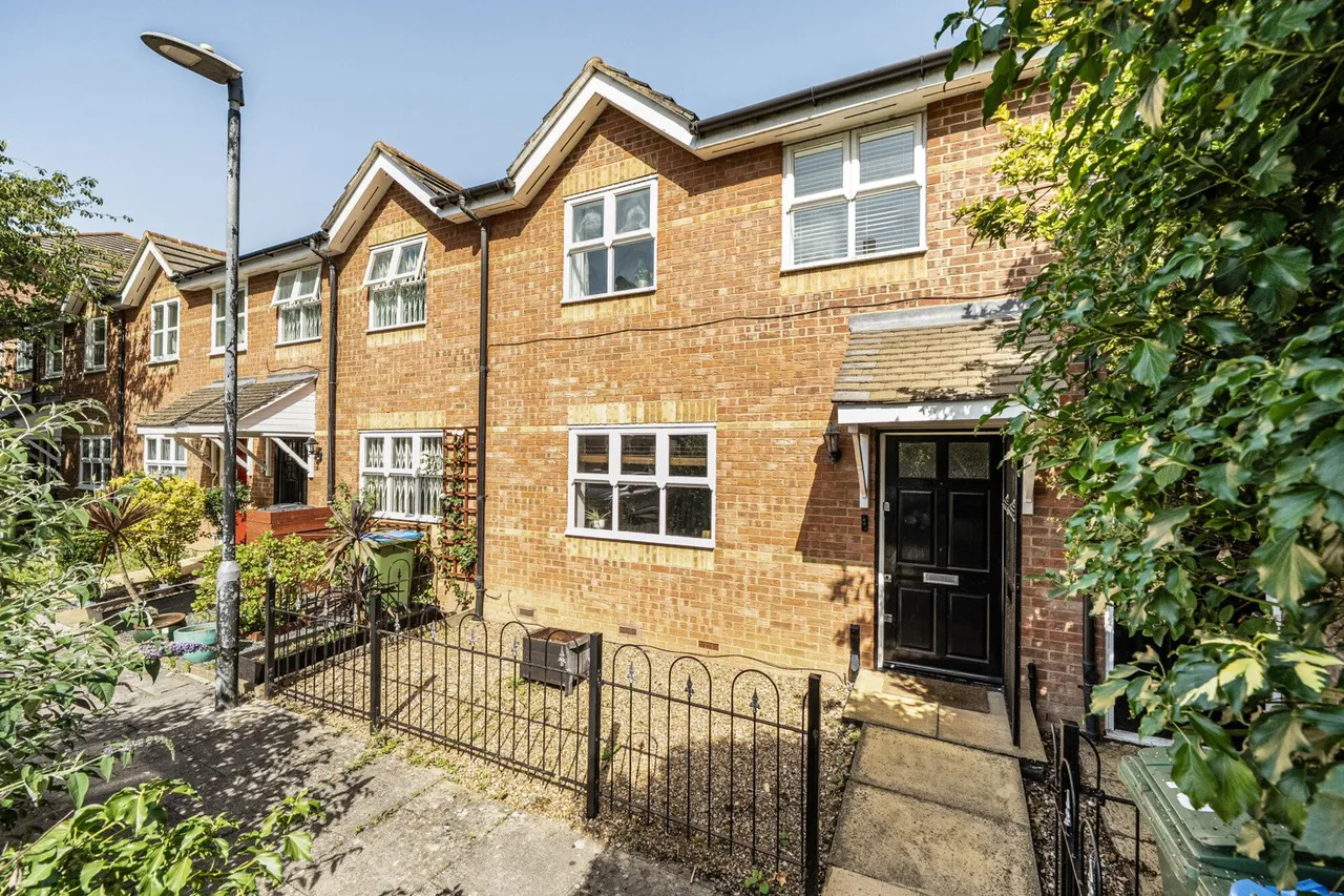 Henrietta Close, SE8, photo 21