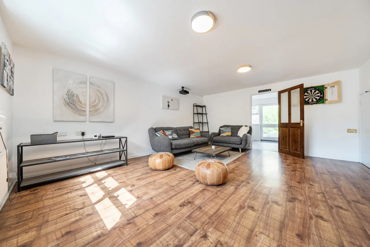Henrietta Close, SE8, photo 17