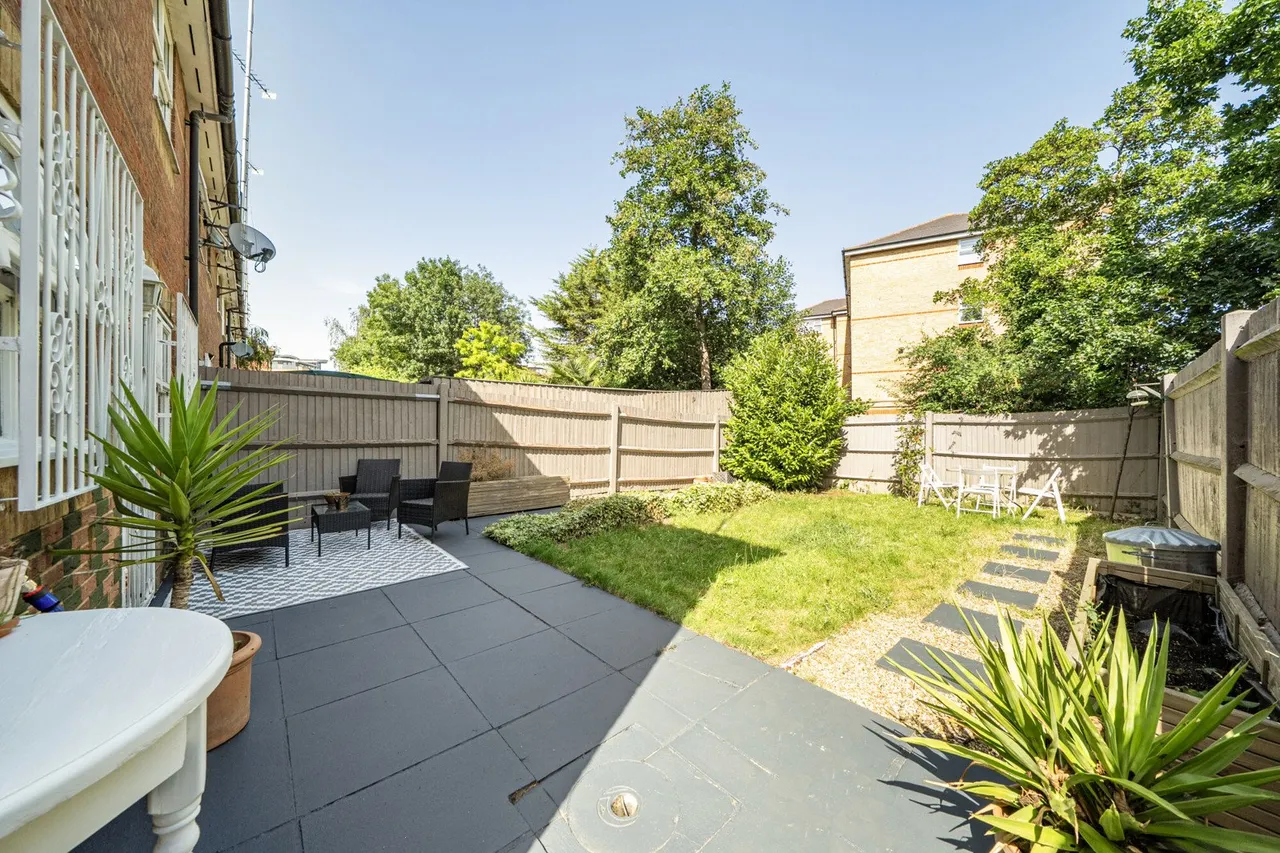 Henrietta Close, SE8, photo 4