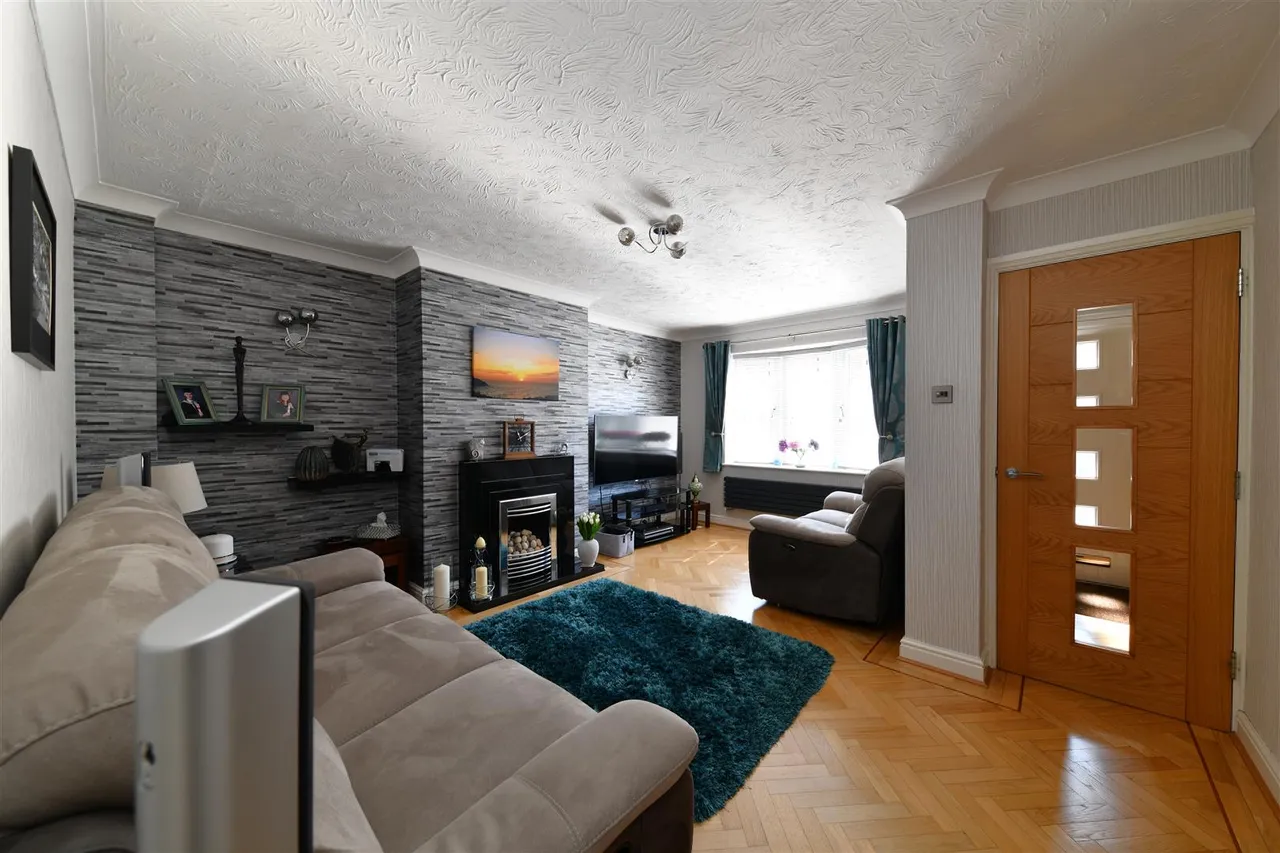 Hayfield, Stevenage, Herts, SG2 7JP, photo 5