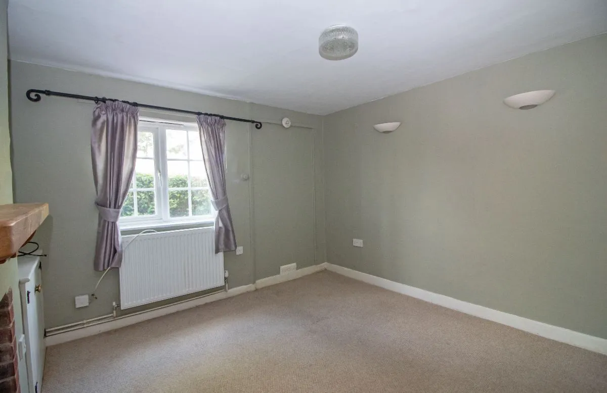 Lovedean Lane, Waterlooville, PO8 8HJ, photo 17