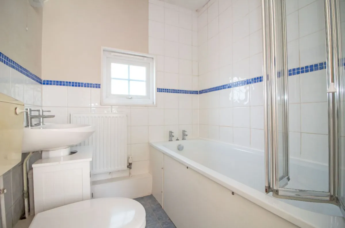 Lovedean Lane, Waterlooville, PO8 8HJ, photo 5