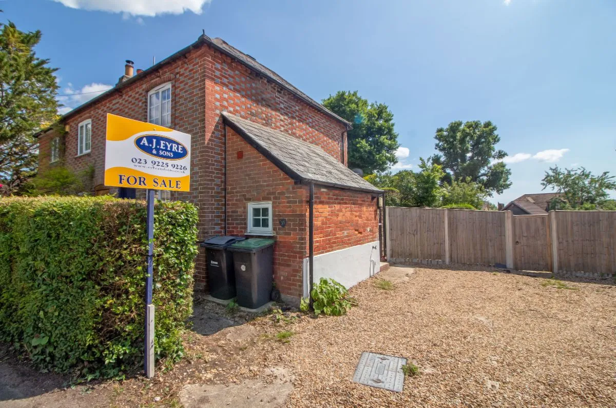 Lovedean Lane, Waterlooville, PO8 8HJ, photo 12