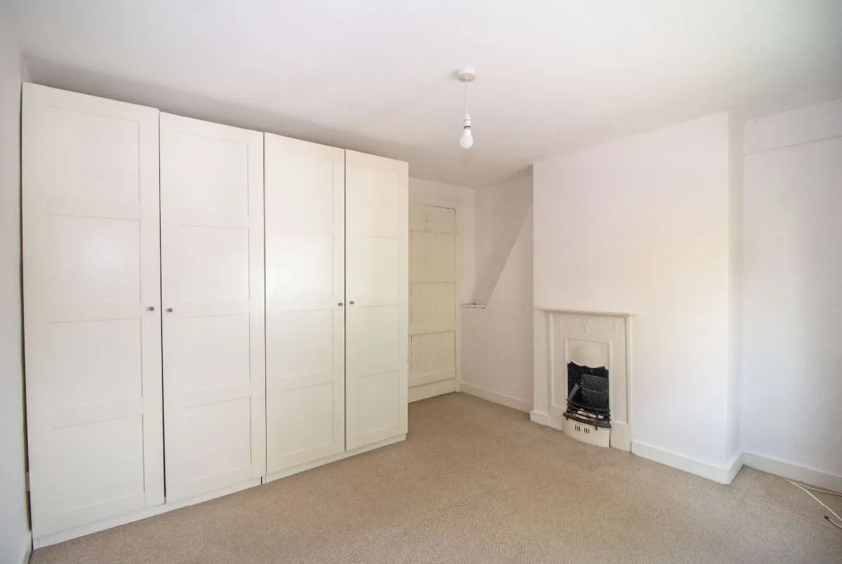 Lovedean Lane, Waterlooville, PO8 8HJ, photo 11