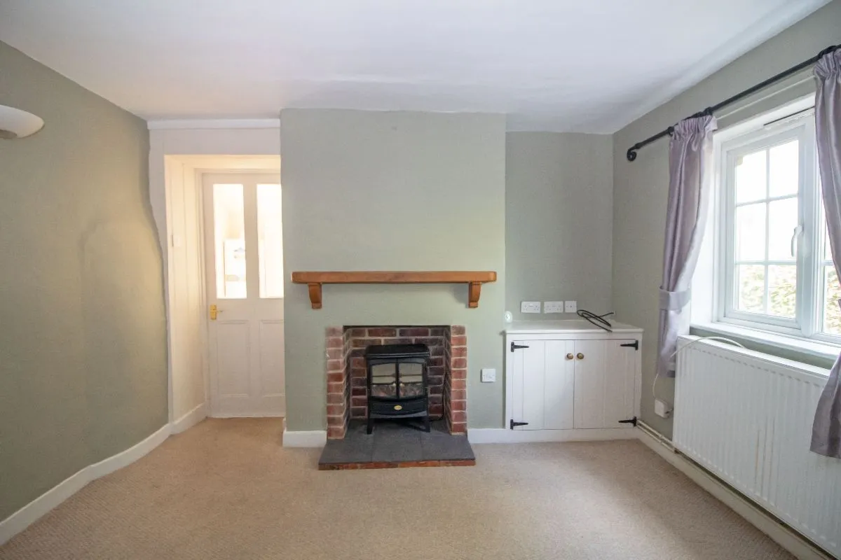 Lovedean Lane, Waterlooville, PO8 8HJ, photo 2