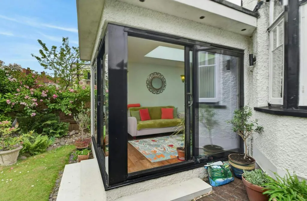 Reigate Road, Worthing, BN11, photo 17