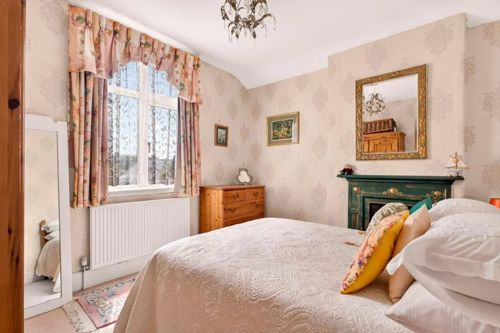 Reigate Road, Worthing, BN11, photo 27