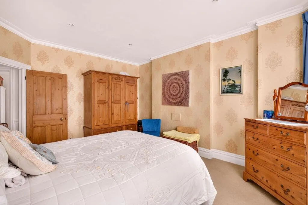 Reigate Road, Worthing, BN11, photo 23