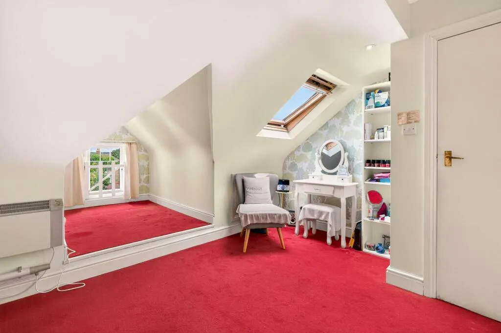 Reigate Road, Worthing, BN11, photo 34