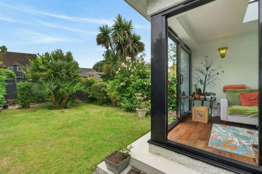 Reigate Road, Worthing, BN11, photo 16