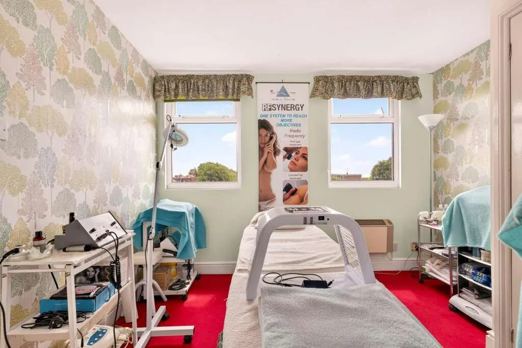 Reigate Road, Worthing, BN11, photo 31