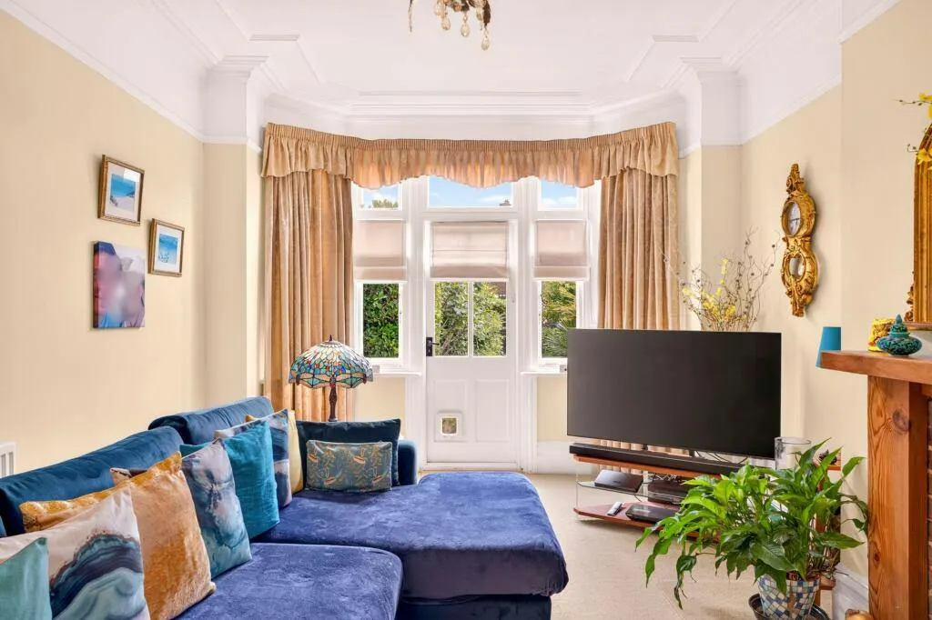 Reigate Road, Worthing, BN11, photo 8