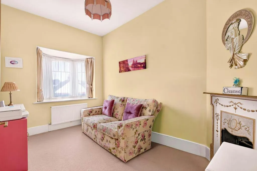 Reigate Road, Worthing, BN11, photo 28