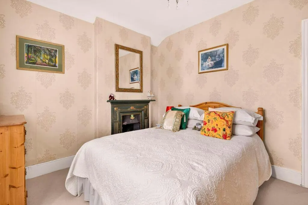 Reigate Road, Worthing, BN11, photo 26