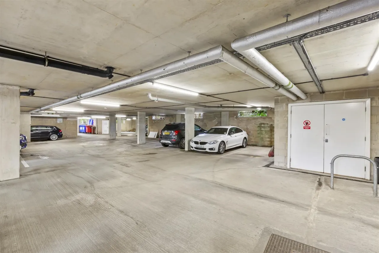 Ryemead Boulevard, High Wycombe, HP11, photo 9