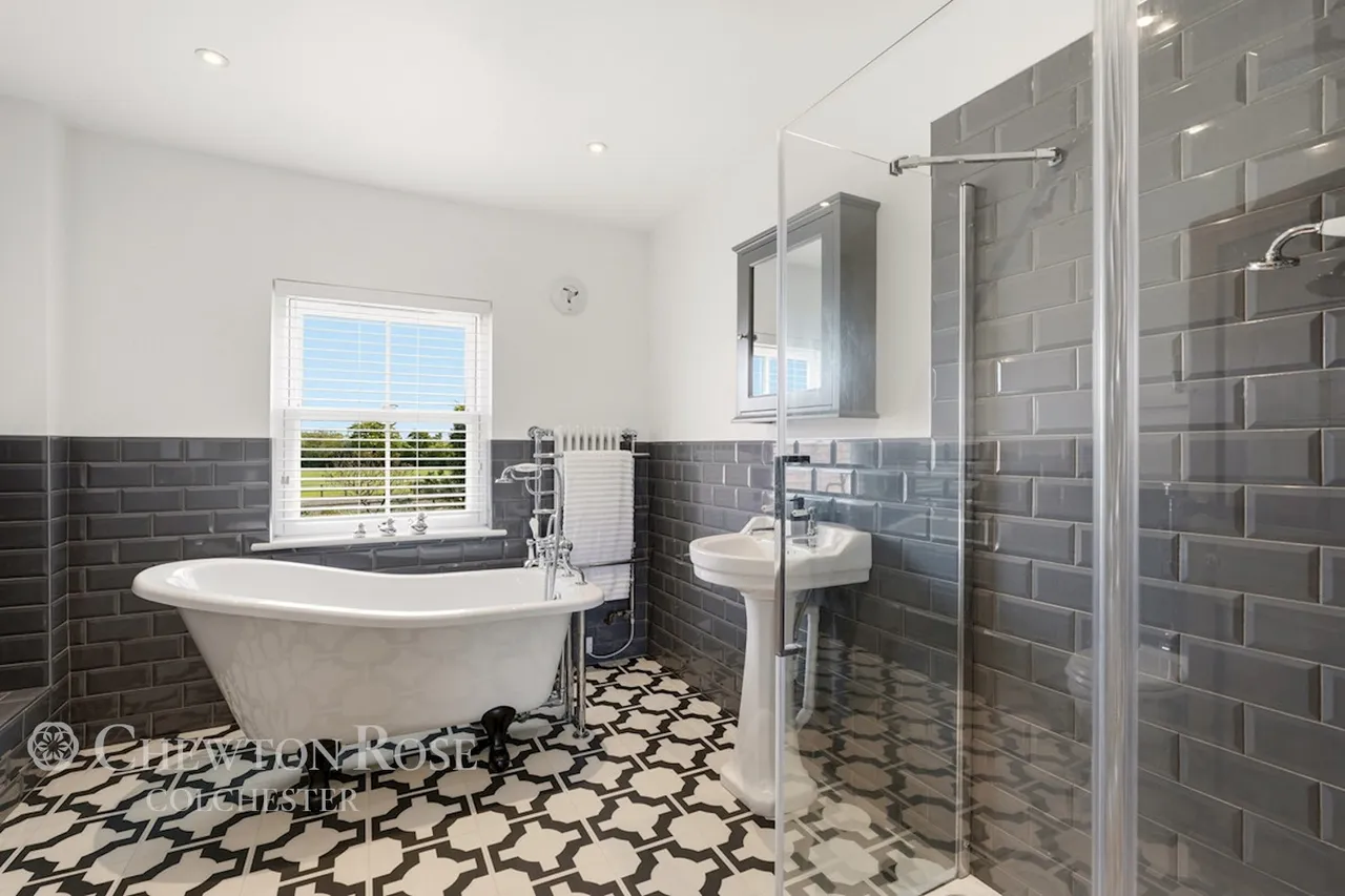 Rectory Road, Weeley Heath, photo 12