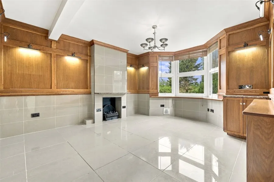 with 3 bedrooms in Fyfield, Ongar, CM5, photo 2