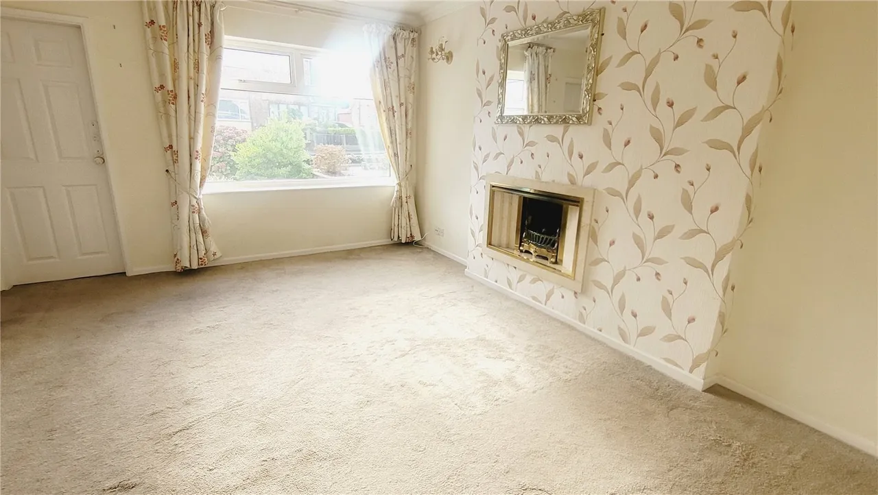 St. Clements Avenue, Farington, PR25, photo 6