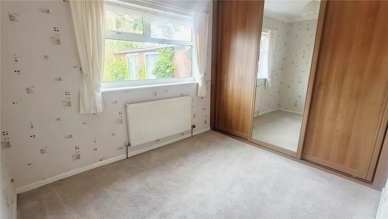 St. Clements Avenue, Farington, PR25, photo 8