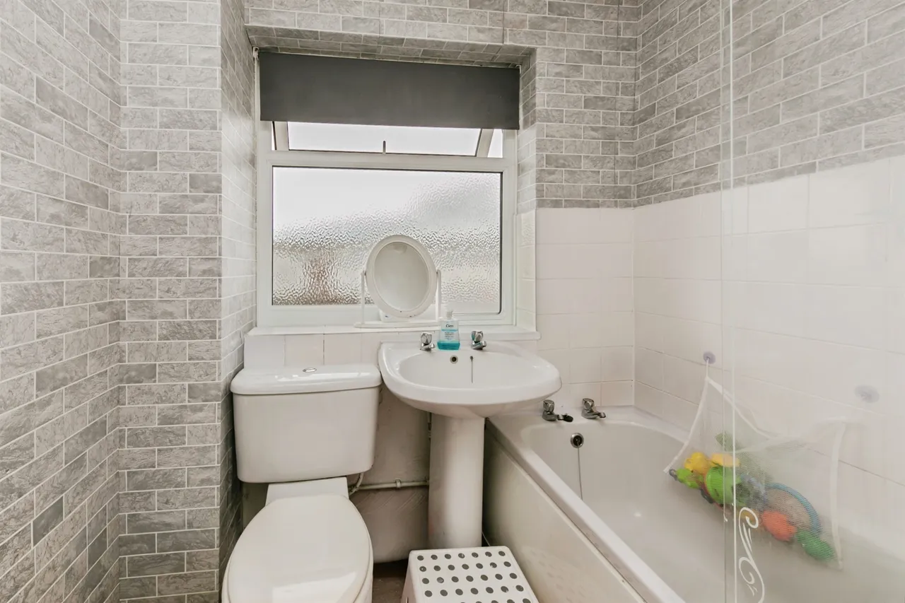 Dane Place, Winsford, CW7, photo 10