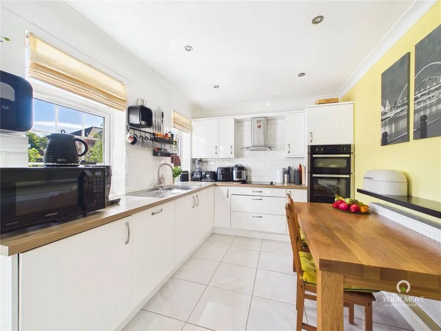 Lloyd Avenue, East Rainton, Tyne and Wear, DH5, photo 3