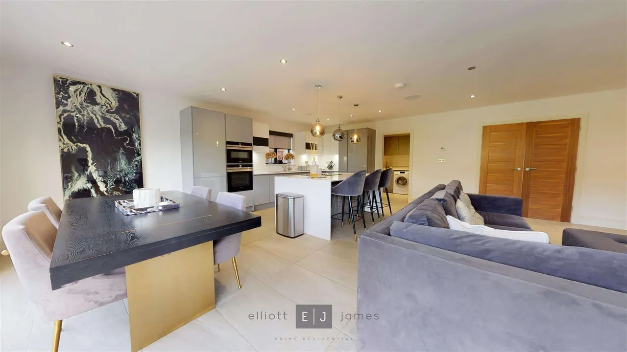 Loughton Lane, Theydon Bois, photo 10