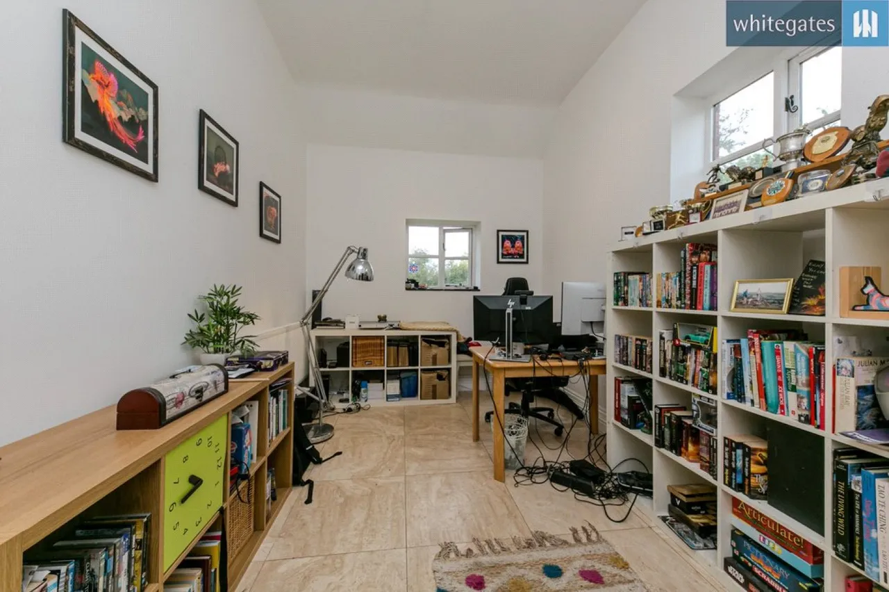 Chorlton Lane, Chorlton, CW2, photo 14