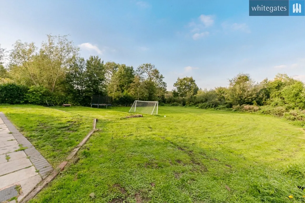 Chorlton Lane, Chorlton, CW2, photo 28