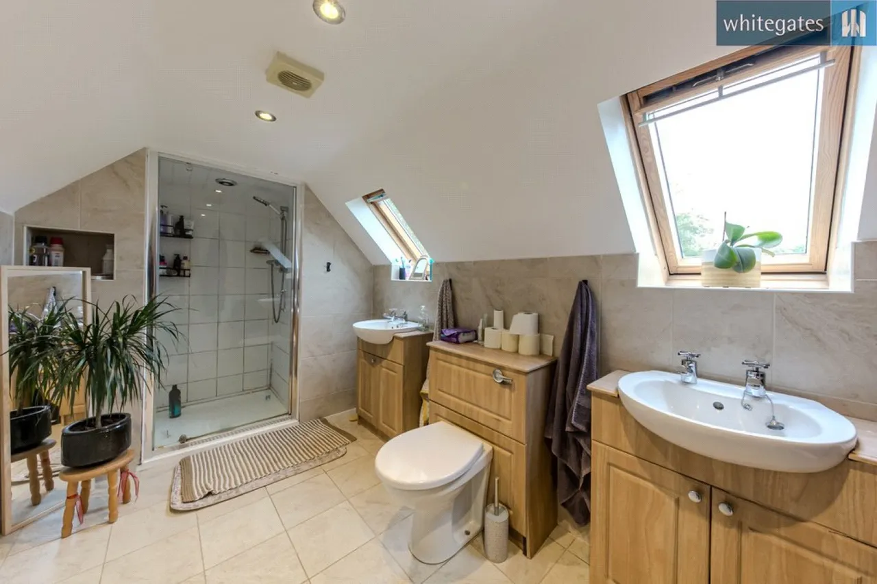 Chorlton Lane, Chorlton, CW2, photo 18