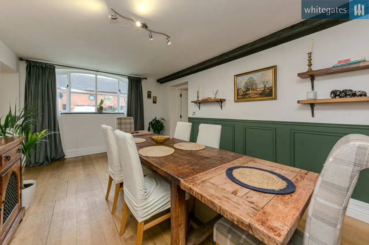 Chorlton Lane, Chorlton, CW2, photo 11