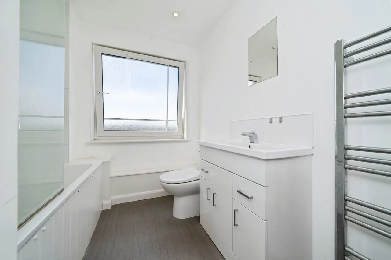 Buffers Lane, Leatherhead, KT22, photo 8