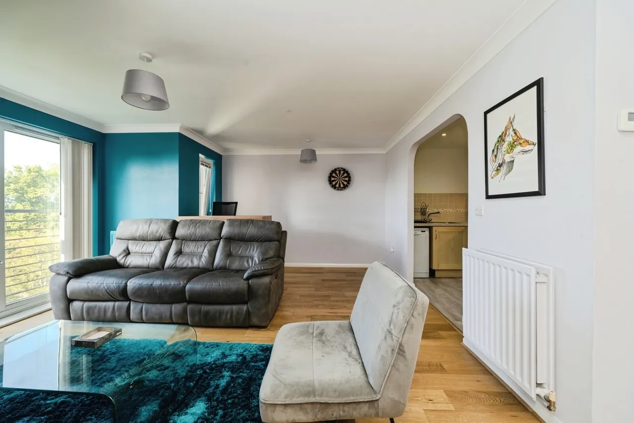 Buffers Lane, Leatherhead, KT22, photo 10