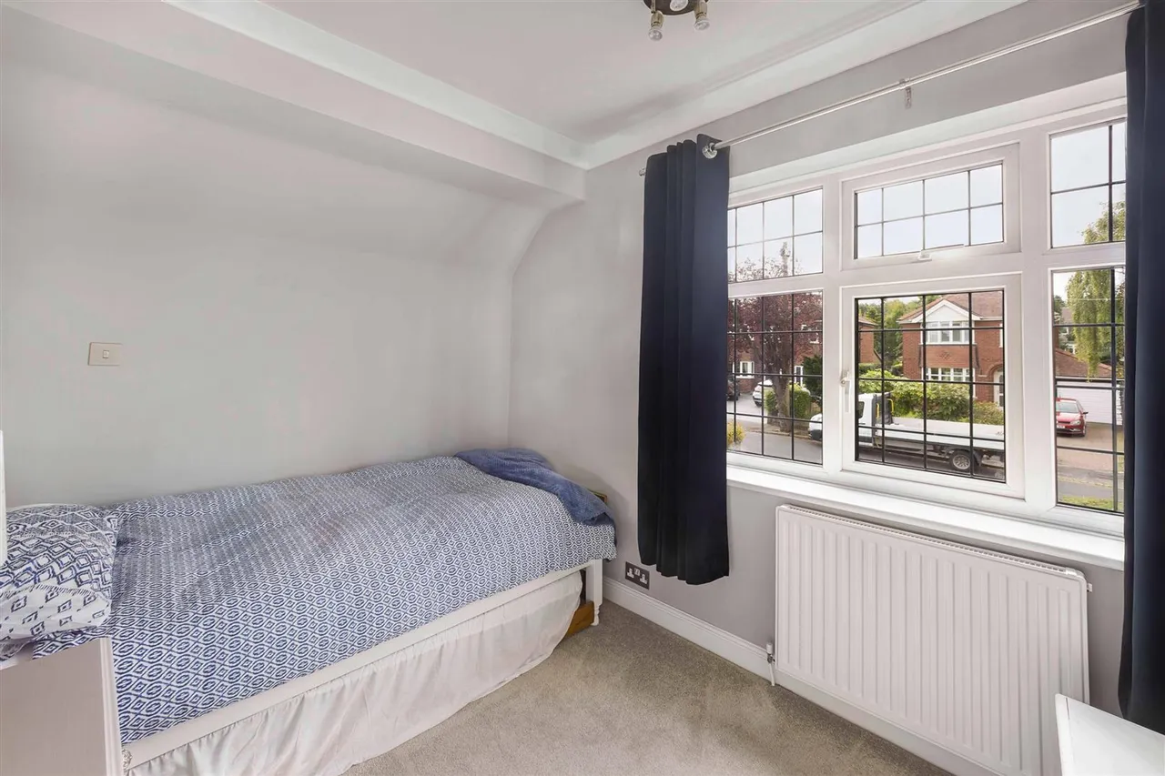 Crossfield Road, Hale, WA15, photo 13