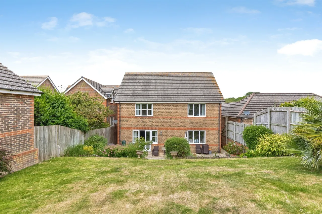 Fen Court, St. Leonards-On-Sea, TN38, photo 14