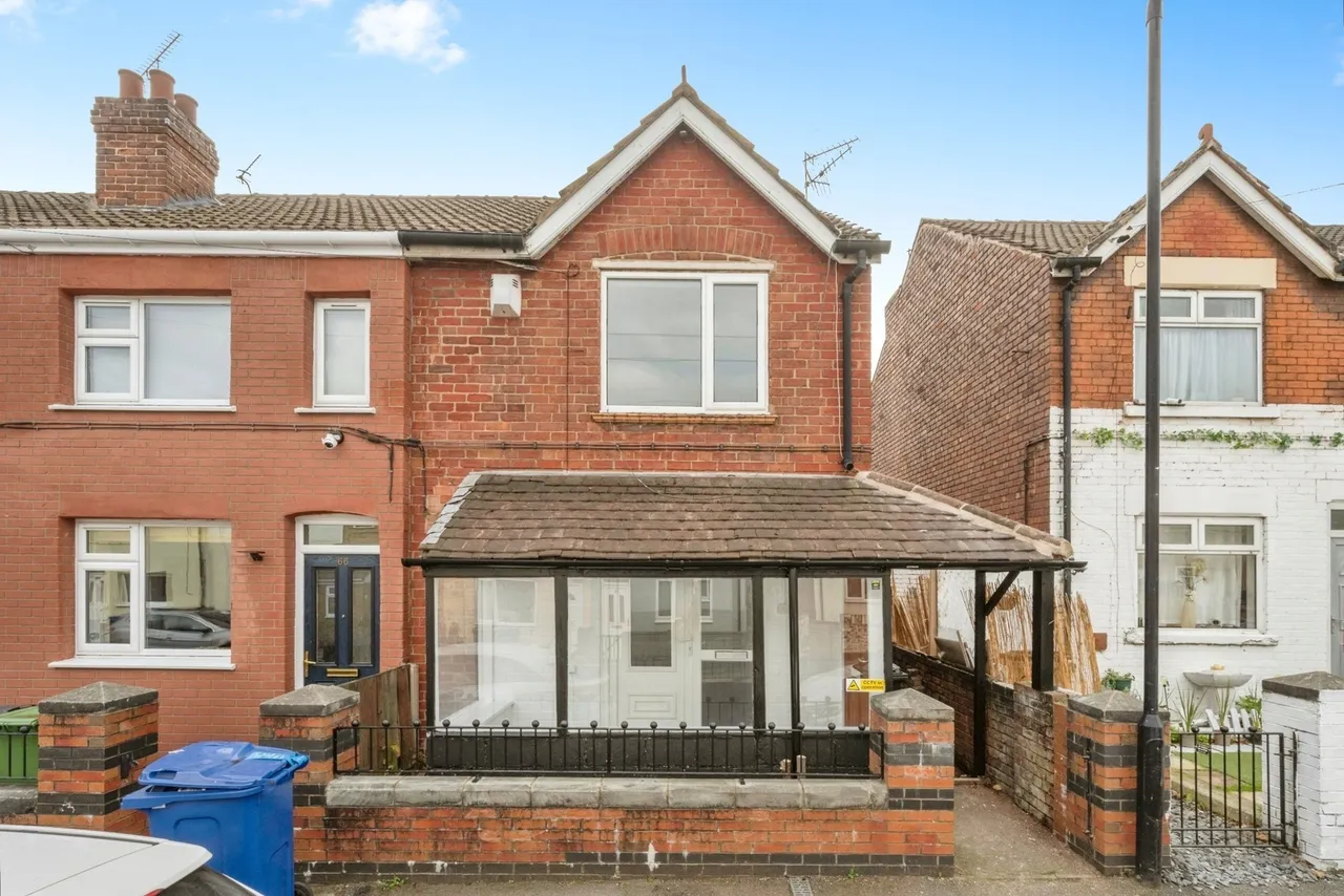 3 bed house for sale — Staveley Street, Edlington, Doncaster, South Yorkshire, DN12