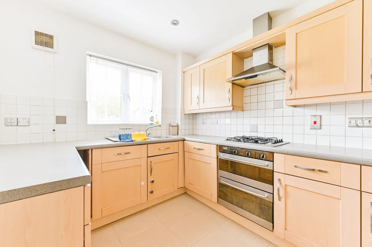13 Lady Aylesford Avenue, Stanmore, photo 11