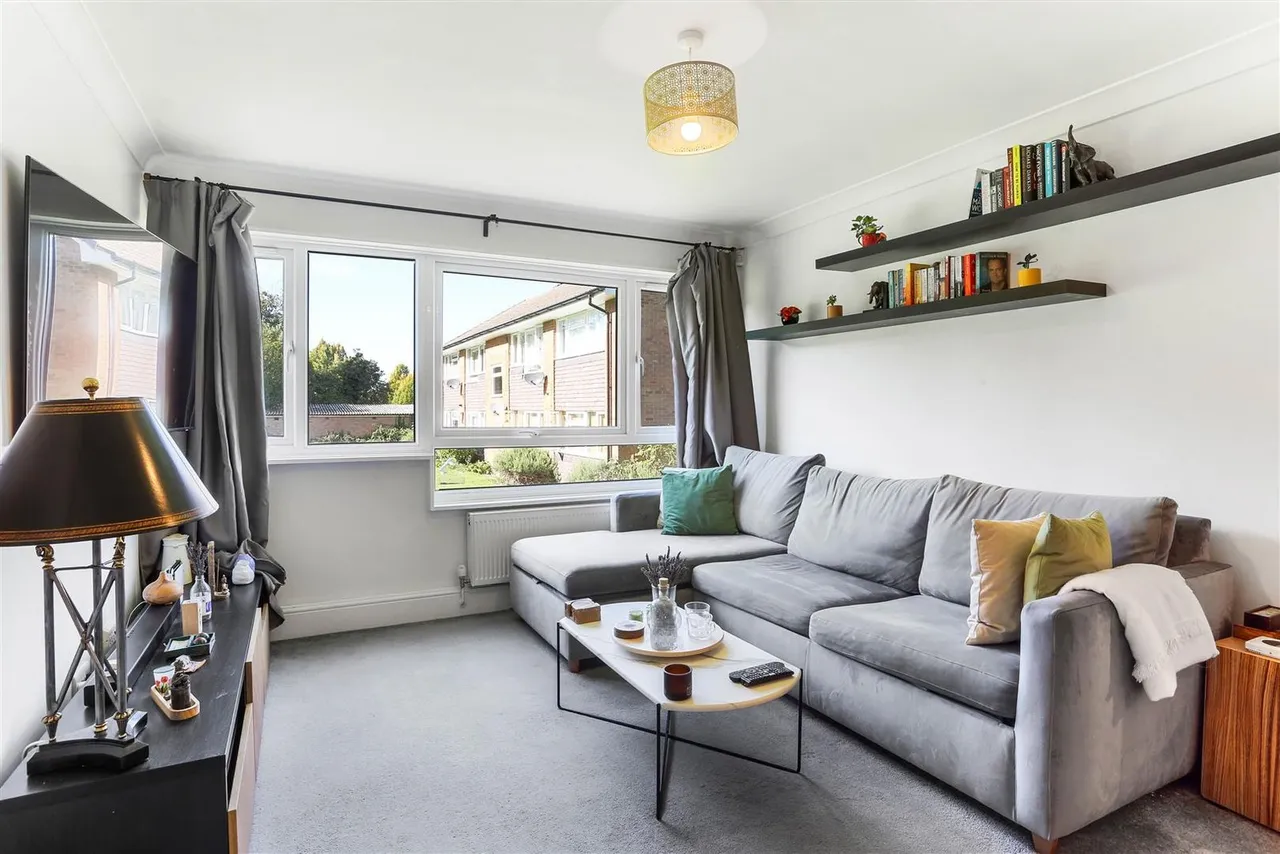 2 bed flat for sale — Pampisford Road, South Croydon, CR2 6DL