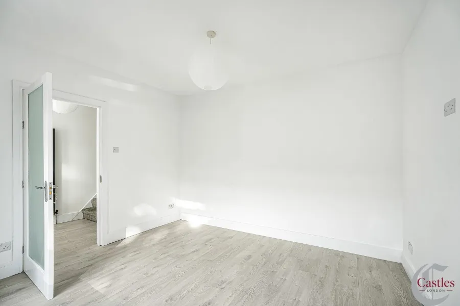 Chester Road, Edmonton, N9, photo 8