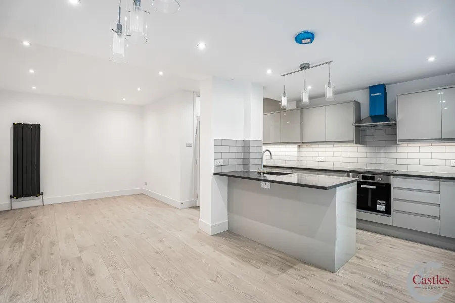 Chester Road, Edmonton, N9, photo 2