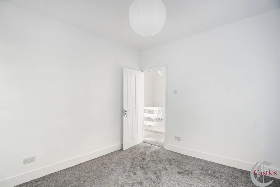 Chester Road, Edmonton, N9, photo 10