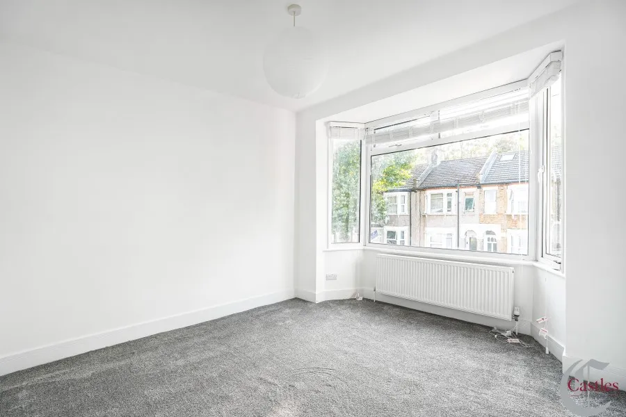 Chester Road, Edmonton, N9, photo 13