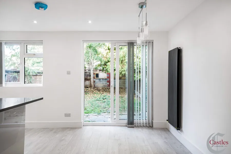 Chester Road, Edmonton, N9, photo 3
