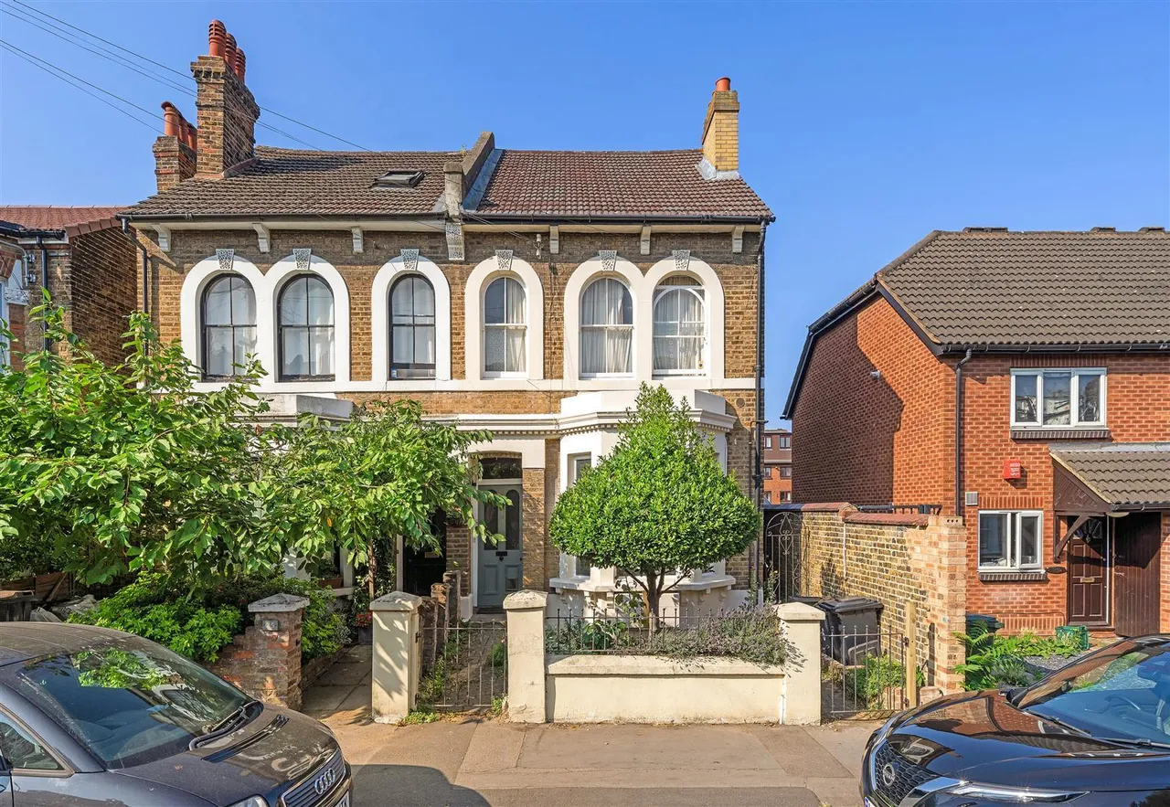 1 bed flat for sale, Padua Road, Penge, SE20