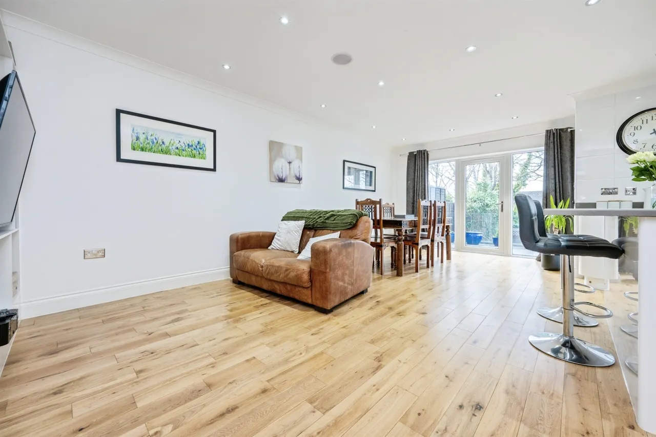 Mount Drive, Park Street, St. Albans, photo 8