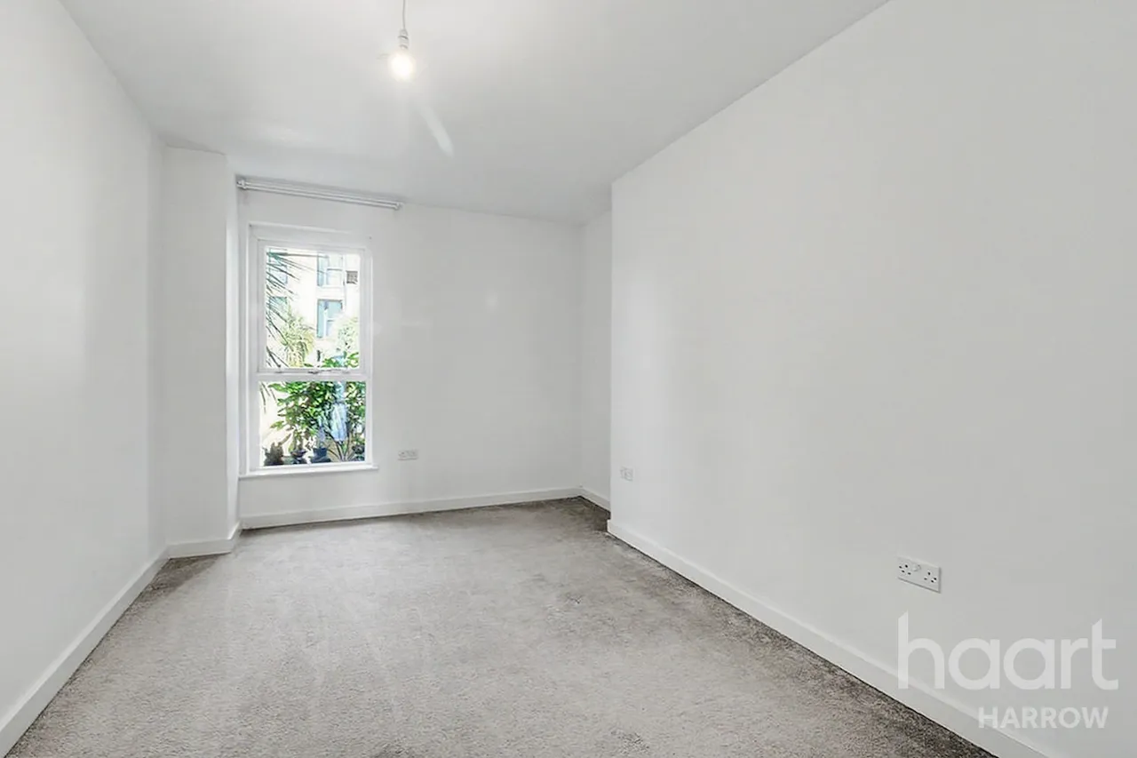 Westmoreland Road, London, NW9, photo 8